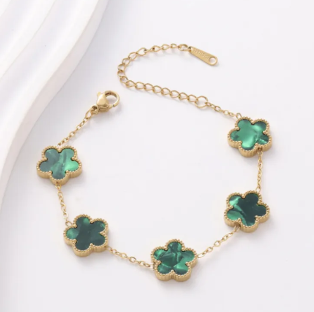 Stainless Steel Five-Petal Jewelry Set